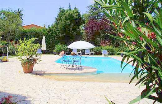 B&B Les Muscades Saint-Etienne-du-Gres Exterior photo